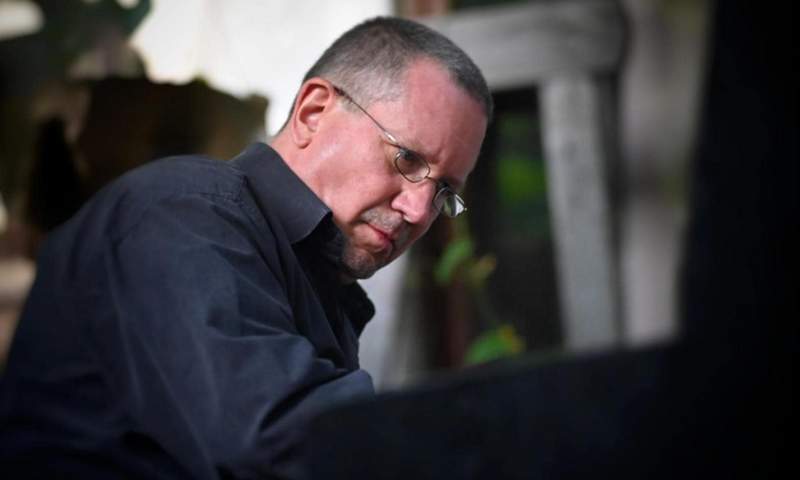 Pianist & Organist Chris Jarrett konzertiert am 4. Oktober in der Kathedrale St. Peter & Paul in Weißenburg. Der Eintritt ist frei. 