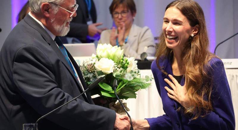 Die 38-jährige Juliane Danz (Weisenheim am Sand) wurde auf de Landessynode der Evangelischen Kirche der Pfalz zur Nachfolgerin von Oberkirchenrätin Karin Kessel gewählt. Foto. lk. Pressefrei. 