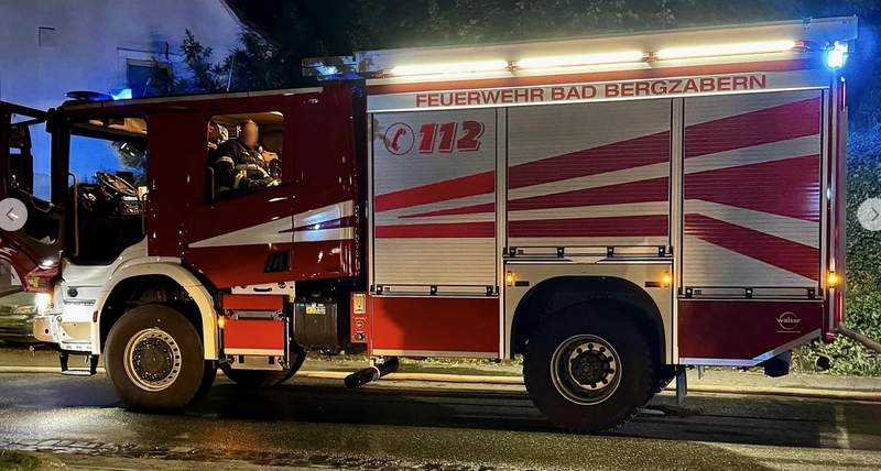 Auch die Feuerwehr BZA war mit ihrem Tanklöschfahrzeug beim Waldbrand bei Erlenbach im Einsatz.