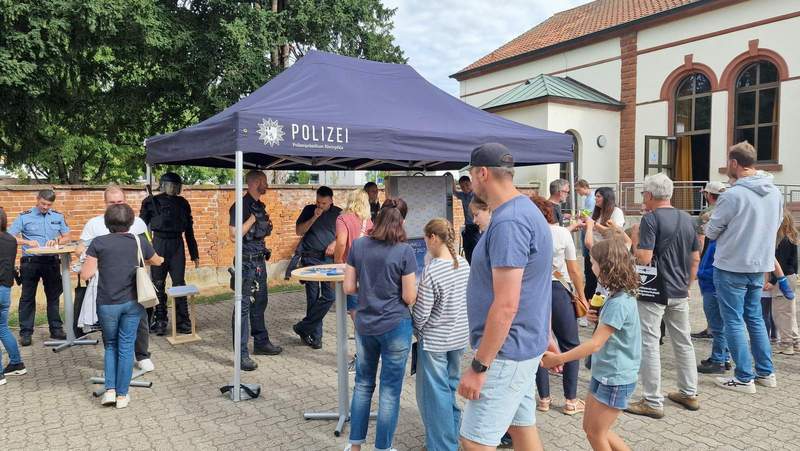 Die Landespolizei war ebenfalls vertreten.