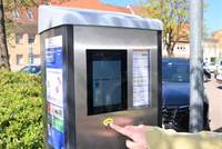Neu in LD. Parkscheinautomaten mit Touch-Display, wie hier auf dem Weißquartierplatz. Foto. Stadt. LD. Frei.