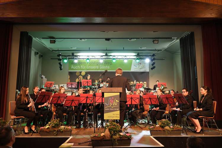 Ein Höhepunkt des Neujahrsempfangs im Kreis SÜW ist das Konzert des Kreisjugendorchesters, hier im Jahr 2024. Archivfoto. KV. SÜW. Frei.