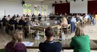 Der Kreistag tagte im April im Pfarrzentrum St. Martin und beschloss, der Initiative „Jetzt reden WIR – Ortsgemeinden stehen auf" beizutreten. Foto. KV. SÜW. Pressefrei. 