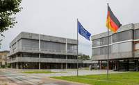 Die Gebäude des Bundesverfassungsgerichtes in KA. Foto. Stadt. KA. Pressefrei.