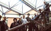 Thomas Cuntz, Isabell Göbel, Thomas Eichberger, Kreisbeigeordneter Werner Schreiner (hinten), Kreisbeigeordneter Uwe Huth (vorn), Andreas Jäger, Christian Wolf (KV SÜW), Joachim Habermehl, Abteilungsleiter Peter Schürmann (KV SÜW), Sven Leidner, Erster Kreisbeigeordneter Georg Kern und Landrat Dietmar Seefeldt (von links nach rechts) im Kreishaus. Foto. KV. SÜW. Frei.