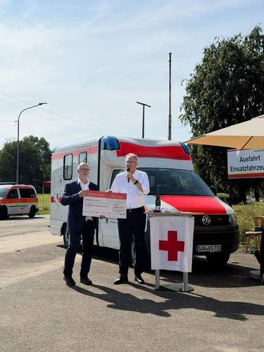 Spendenübergabe an den DRK-Ortsverein Rohrbach-Insheim. Foto. Seefeldt.