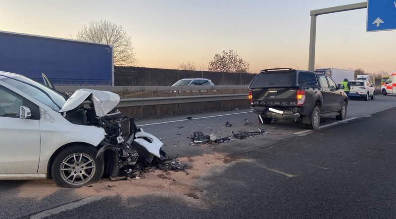 Vier Unfälle in fünf Stunden auf der A 65 zwischen Mutterstadt und FT am gestrigen Freitagnachmittag. 