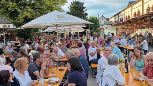 07.08.2026 - Feiern. Eingedenk der Menschlichkeit. FKB-Fest eröffnet.