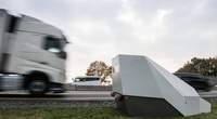 Kommende Woche wird für 3 Tage ein Messgerät rund um die Uhr an der B 10 positioniert, das jeden Lkw erfasst. Damit kann erfasst werden, ob es sich um einen Brummi handelt der hier aufgrund einer Genehmigung fahren darf oder eben auch nicht. 