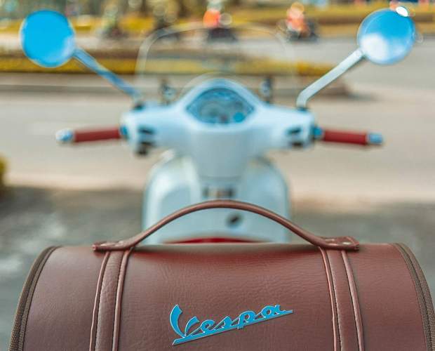 In der LDer Sudetenstraße wurde eine Vespa gestohlen. 
