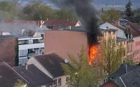Brand gelöscht. Niemand verletzt. In der Weißenburger Straße in LD. Samstagfrüh.