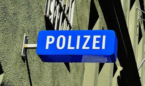 28.11.2025 - Falsche Banker. Am Telefon. Riesen-Problem. Polizei schult Mitarbeiter