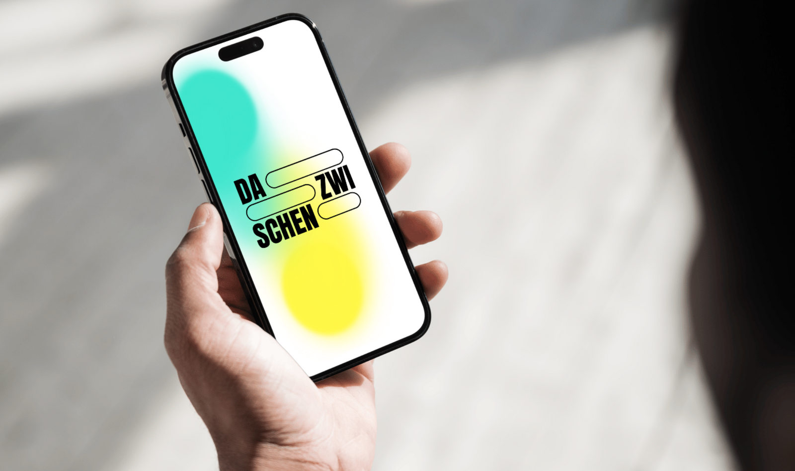 Die christliche Da-zwischen-App startet am Ostermontag.