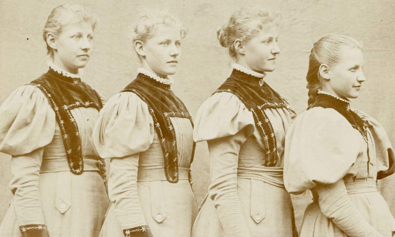 Die Stadtführung zur Geschichte von Frauen in LD am 25. April bringt Teilnehmenden bemerkenswerte LDer Frauen mit unterschiedlichen Biografien und Lebenswelten näher. Hier eine historische Fotografie von Heinrich Strieffler um 1900. Foto. Stadtarchiv. LD. Pressefrei. 