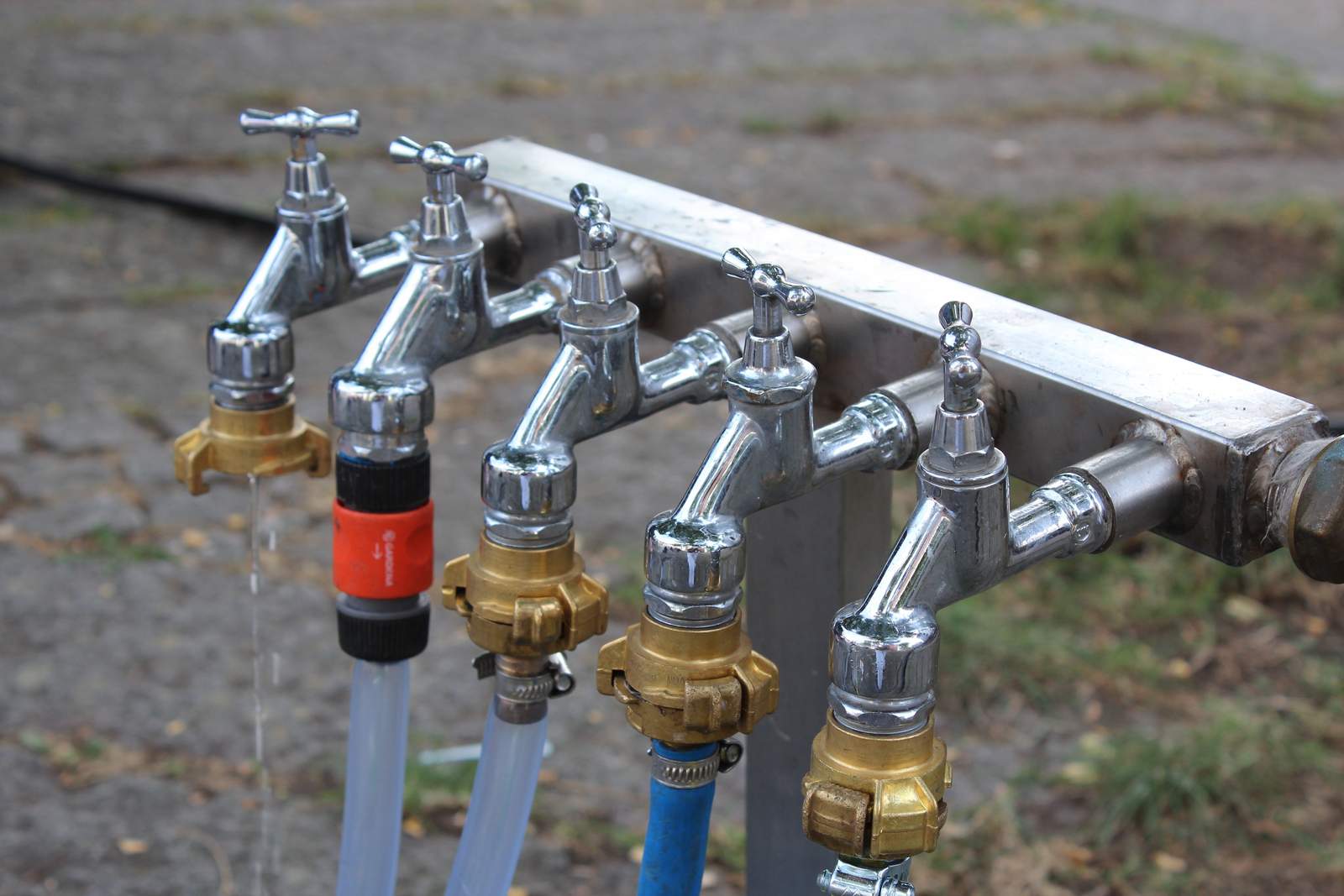 Der Lankreis SWP bittet seine Bürger darum, Wasser zu sparen. 
