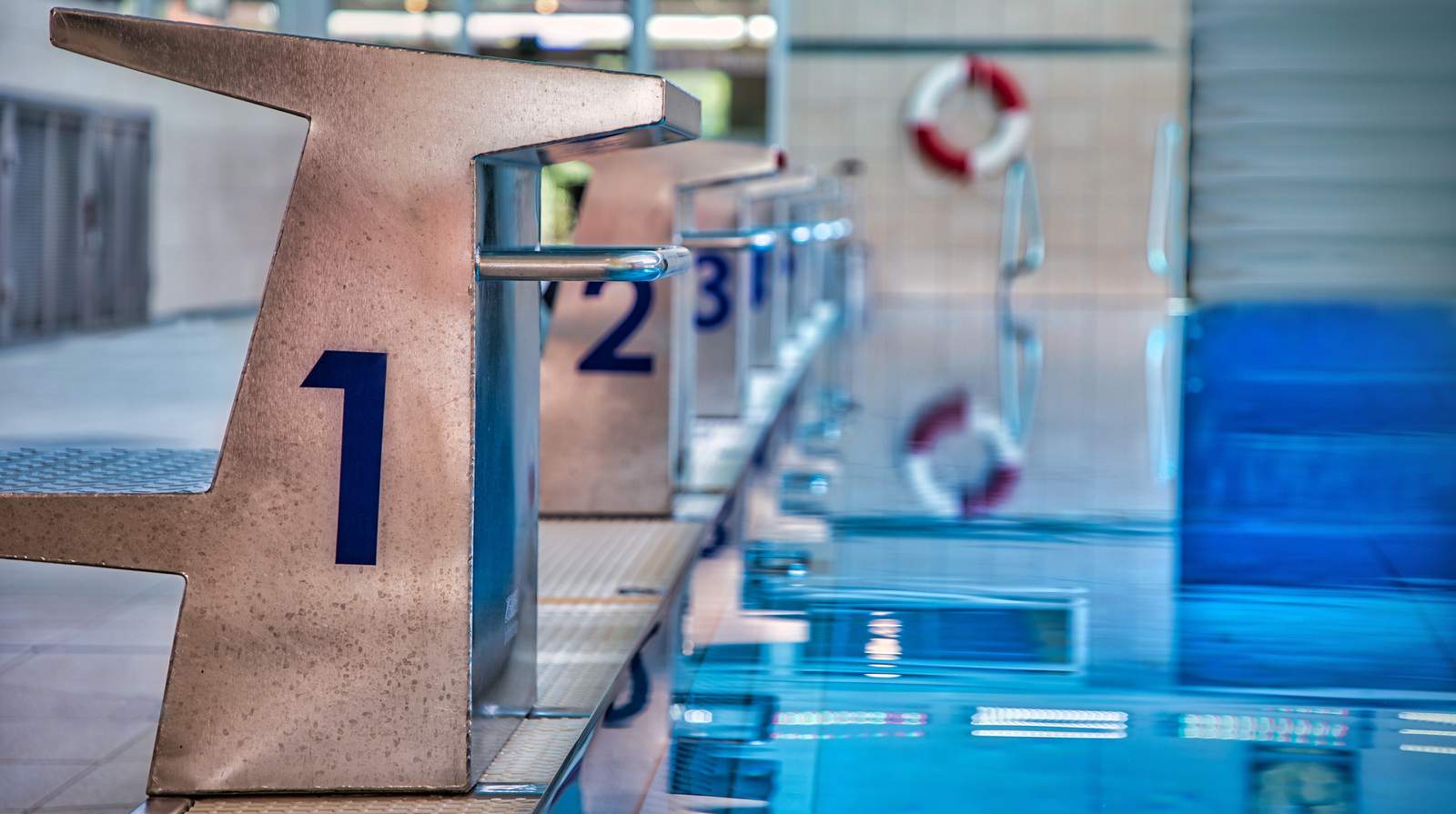 Wegen des jährlichen Wasserrattenschwimmens gibt es Anfang November Einschränkungen im LDer La Ola. 