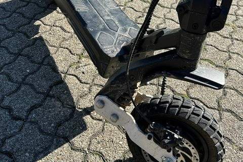 Mit rund 60 Km/h flitzte am heutigen Dienstagmorgen ein 14-Jähriger mit einem E-Scooter über einen Feldweg. 