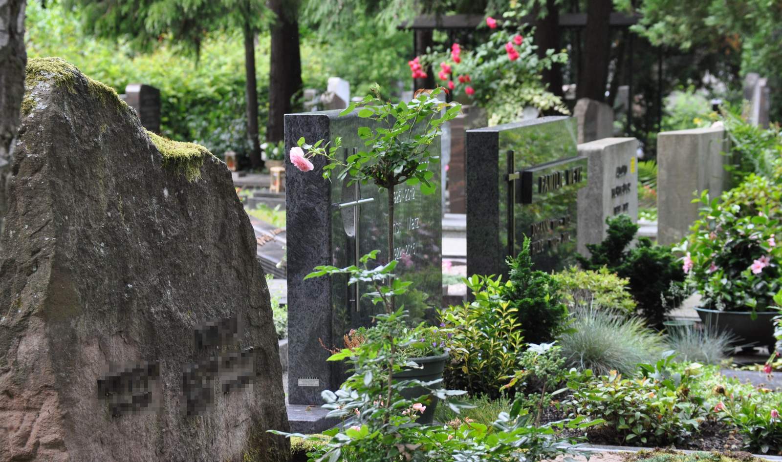 Auf dem LDer Hauptfriedhof musste das Wasser abgestellt werden. Foto. Stadt. LD. Frei. 